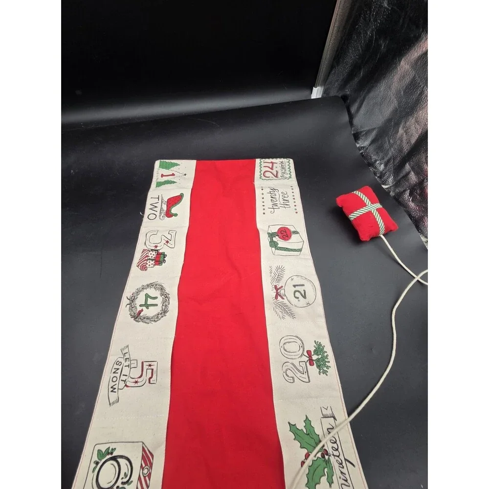 Advent Calendar Christmas Table Runner Red 14